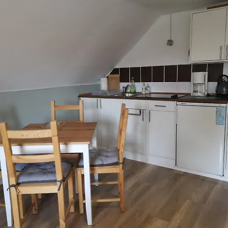 Susan's Ole Schoolhus