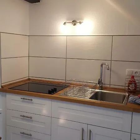 Susan's Ole Schoolhus Lejlighed