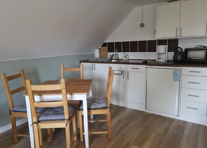 Susan's Ole Schoolhus