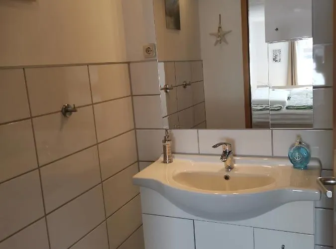 Susan's Ole Schoolhus *